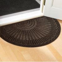 Hnědá textilní gumová vstupní půlkruhová rohož FLOMA Contours - délka 60 cm, šířka 90 cm, výška 1,1 cm