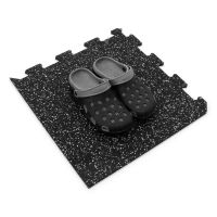 Černo-bílá gumová podlahová deska (puzzle - roh) FLOMA FitFlo SF1050 - délka 50 cm, šířka 50 cm, výška 1,6 cm