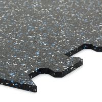 Černo-bílo-modrá gumová podlahová deska (puzzle - okraj) FLOMA FitFlo SF1050 - délka 50 cm, šířka 50 cm, výška 1,6 cm