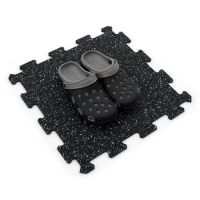 Černo-bílo-modrá gumová podlahová deska (puzzle - střed) FLOMA FitFlo SF1050 - délka 50 cm, šířka 50 cm, výška 1 cm