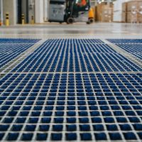 Pozinkovaný rohový nájezd pro kartáčové vstupní rohože FLT-PRM, FLT-ECO FLOMA - délka 100 cm, šířka 100 cm, výška 4 cm