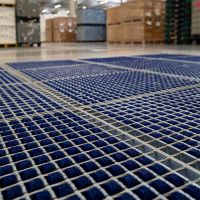 Pozinkovaná kartáčová vstupní rohož pro vysokozdvižné vozíky FLOMA FLT-PRM - délka 79,3 cm, šířka 60 cm, výška 5 cm