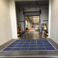 Pozinkovaná kartáčová vstupní rohož pro vysokozdvižné vozíky FLOMA FLT-PRM - délka 79,3 cm, šířka 60 cm, výška 5 cm