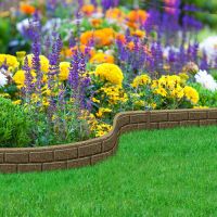 Šedý gumový zahradní obrubník FLOMA Bricks - délka 120 cm, šířka 2 cm a výška 9 cm