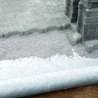 Geotextilie PET 200g/m2 polorukáv 2x10 m bílá Egibi