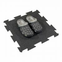 Černá gumová podlahová deska (puzzle - střed) FLOMA FitFlo SF1050 - délka 50 cm, šířka 50 cm, výška 0,8 cm