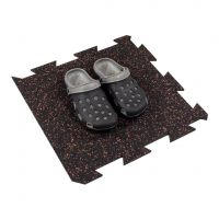 Černo-červená gumová podlahová deska (puzzle - roh) FLOMA FitFlo SF1050 - délka 47,8 cm, šířka 47,8 cm, výška 0,8 cm