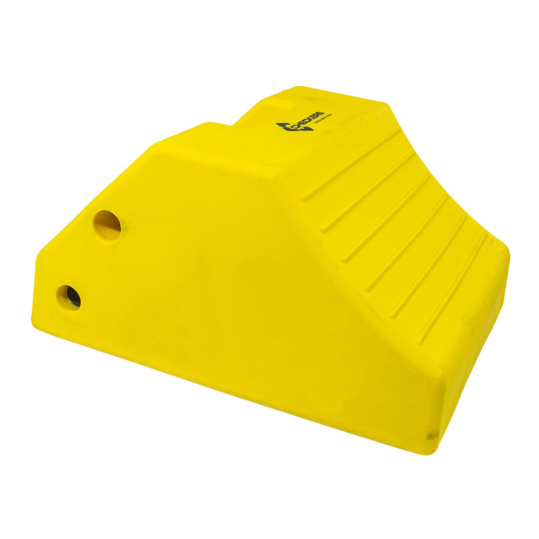 Žlutý plastový zakládací klín MC3010 - délka 45 cm, šířka 38,5 cm, výška 25,5 cm