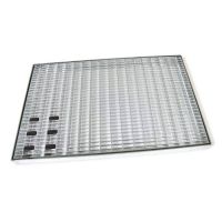 Gumový čisticí kartáč pro rohože Grid s okem 3 x 1 cm FLOMA Easy Brush