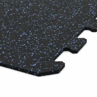 Černo-modrá gumová podlahová deska (puzzle - okraj) FLOMA FitFlo SF1050 - délka 47,8 cm, šířka 47,8 cm, výška 0,8 cm