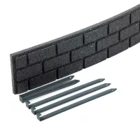 Šedý gumový zahradní obrubník FLOMA Bricks - délka 120 cm, šířka 2 cm, výška 15 cm