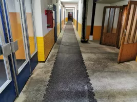 Černo-bílo-červená gumová podlahová deska FLOMA IceFlo SF1100 - délka 200 cm, šířka 100 cm, výška 2 cm