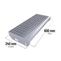 Kovový pozinkovaný protiskluzový schodišťový stupeň (30/3, 34/38) FLOMA SteelStep - šířka 60 cm, hloubka 24 cm, výška 3 cm