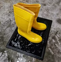 Gumová dekontaminační dezinfekční rohož (vana) na boty, obuv, podrážky FLOMA SD-02 - délka 61 cm, šířka 46 cm, výška 1,9 cm