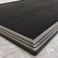 Gumová dezinfekční rohož (vana) na boty, obuv, podrážky FLOMA SD-02 - délka 81 cm, šířka 61 cm, výška 1,9 cm