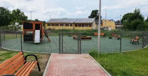 Červená gumová certifikovaná dopadová dlažba FLOMA ProF - délka 50 cm, šířka 50 cm, výška 9 cm
