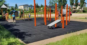 Gumová certifikovaná zatravňovací rohož FLOMA FlexMat - délka 100 cm, šířka 150 cm, výška 2,3 cm