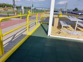 Zelená gumová certifikovaná dopadová dlažba FLOMA ProF - délka 50 cm, šířka 50 cm, výška 7,5 cm
