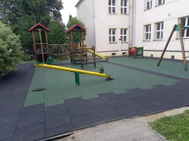Šedá gumová certifikovaná dopadová dlažba FLOMA ProF - délka 50 cm, šířka 50 cm, výška 6 cm