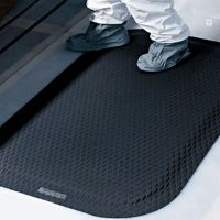 Černá protiúnavová protiskluzová rohož - délka 61 cm, šířka 84 cm, výška 2,2 cm F