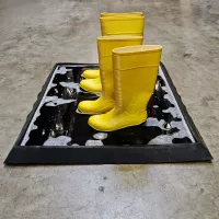 Gumová dezinfekční rohož (vana) na boty, obuv, podrážky FLOMA SD30 - délka 81 cm, šířka 98 cm, výška 4,7 cm