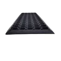 Gumová schodová rohož FLOMA HoneyStep - délka 25 cm, šířka 75 cm, výška 1,6 cm