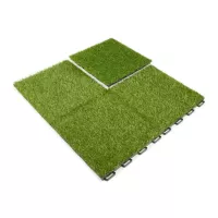 Plastová terasová dlažba s umělým trávníkem FatraStep Grineris - délka 30 cm, šířka 30 cm, výška 2 cm - 9 ks