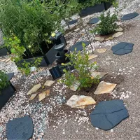 Šedý gumový zahradní nášlap (šlapák) FLOMA Stone (kámen) - délka 51 cm, šířka 38 cm, výška 1,8 cm