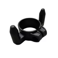 Černý plastový (PPC) úchyt pro připojení řetězů FLOMA - průměr 6,3 cm