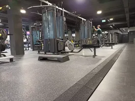 Černo-šedá gumová podlahová deska (puzzle - střed) FLOMA FitFlo SF1050 - délka 95,6 cm, šířka 95,6 cm, výška 1,6 cm