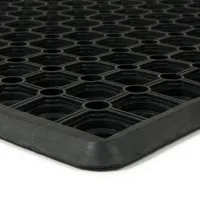 Gumová venkovní čisticí vstupní rohož FLOMA HoneyComb Ramp - délka 50 cm, šířka 80 cm, výška 1,6 cm Gumová venkovní čisticí vstupní rohož FLOMA HoneyComb Ramp - délka 50 cm, šířka 80 cm, výška 1,6 cm