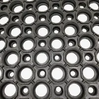 Černá gumová (75% NBR) protiúnavová protiskluzová olejivzdorná rohož FLOMA WorkMate - délka 90 cm, šířka 90 cm, výška 1,4 cm