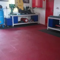 Zelený plastový (PVC) rohový nájezd Fortelock Industry (diamant) - délka 14 cm, šířka 14 cm, výška 0,7 cm