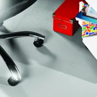 Černý plastový (PVC) rohový nájezd Fortelock Industry (kůže) - délka 14 cm, šířka 14 cm, výška 0,7 cm