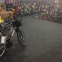 Zelený plastový (PVC) rohový nájezd Fortelock Industry (kůže) - délka 14 cm, šířka 14 cm, výška 0,7 cm