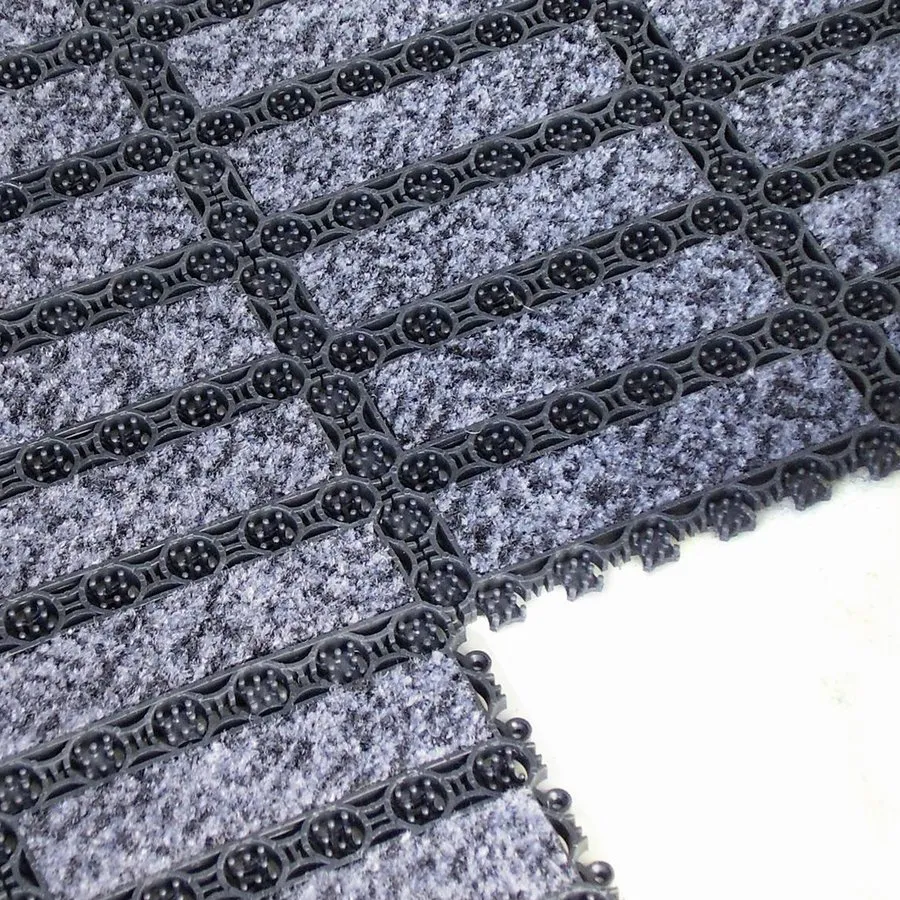 Šedá plastová vstupní rohož FLOMA - délka 20,5 cm, šířka 20,5 cm, výška 1,1 cm