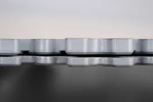 Grafitový plastový (PVC) zátěžový rohový nájezd Fortelock XL (hadí kůže) - délka 14,5 cm, šířka 14,5 cm, výška 0,4 cm