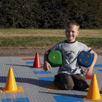 Plastová hra FLOMA Člověče, nezlob se - délka 500 cm, šířka 500 cm