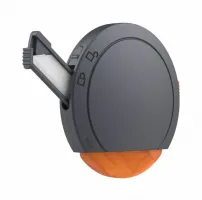 Černo-oranžový plastový malý samozatahovací nůž na krabice SLICE - délka 9 cm, šířka 9 cm, výška 2,5 cm