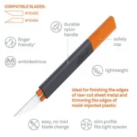 Černo-oranžový plastový odjehlovací nůž SLICE - délka 16,5 cm, šířka 2,3 cm, výška 0,8 cm