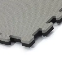 Černo-šedé oboustranné puzzle modulové tatami - délka 100 cm, šířka 100 cm, výška 3 cm Černo-šedé oboustranné puzzle modulové tatami - délka 100 cm, šířka 100 cm, výška 3 cm