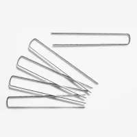 Kovový kotvicí hřeb (tvar U) pro umělé trávníky - délka 20 cm, šířka 3 cm