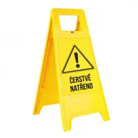 Žlutý plastový výstražný stojan "Pozor! Čerstvě natřeno" - šířka 30 cm, výška 61,5 cm