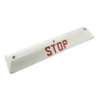 Bílý plastový parkovací doraz FLOMA STOP - délka 90 cm, šířka 20 cm, výška 6,5 cm