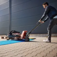 Černo-modrý plastový modulární kabelový most s víkem (5x34,5x38,6) DEFENDER MIDI 5 2D - délka 100 cm, šířka 32,5 cm, výška 5,4 cm