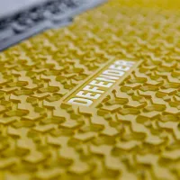 Černo-žlutý plastový modulární kabelový most s víkem (5x34,5x38,6) DEFENDER MIDI 5 2D HV - délka 50 cm, šířka 32,5 cm, výška 5,4 cm