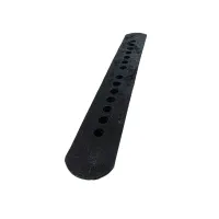 Černý plastový parkovací doraz FLOMA PS45 - délka 100 cm, šířka 13 cm, výška 4,5 cm