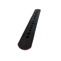 Červený plastový parkovací doraz FLOMA PS45 - délka 100 cm, šířka 13 cm, výška 4,5 cm