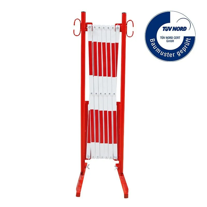Bílo-červená mobilní bariéra - délka 360 cm, výška 105 cm