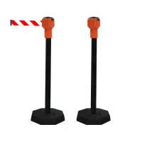 Černý sloupek - délka 900 cm, výška 116 cm